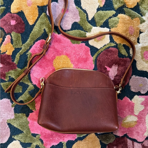 Portland Leather Large Eclipse Crossbody in Nutmeg - Picture 3 of 4